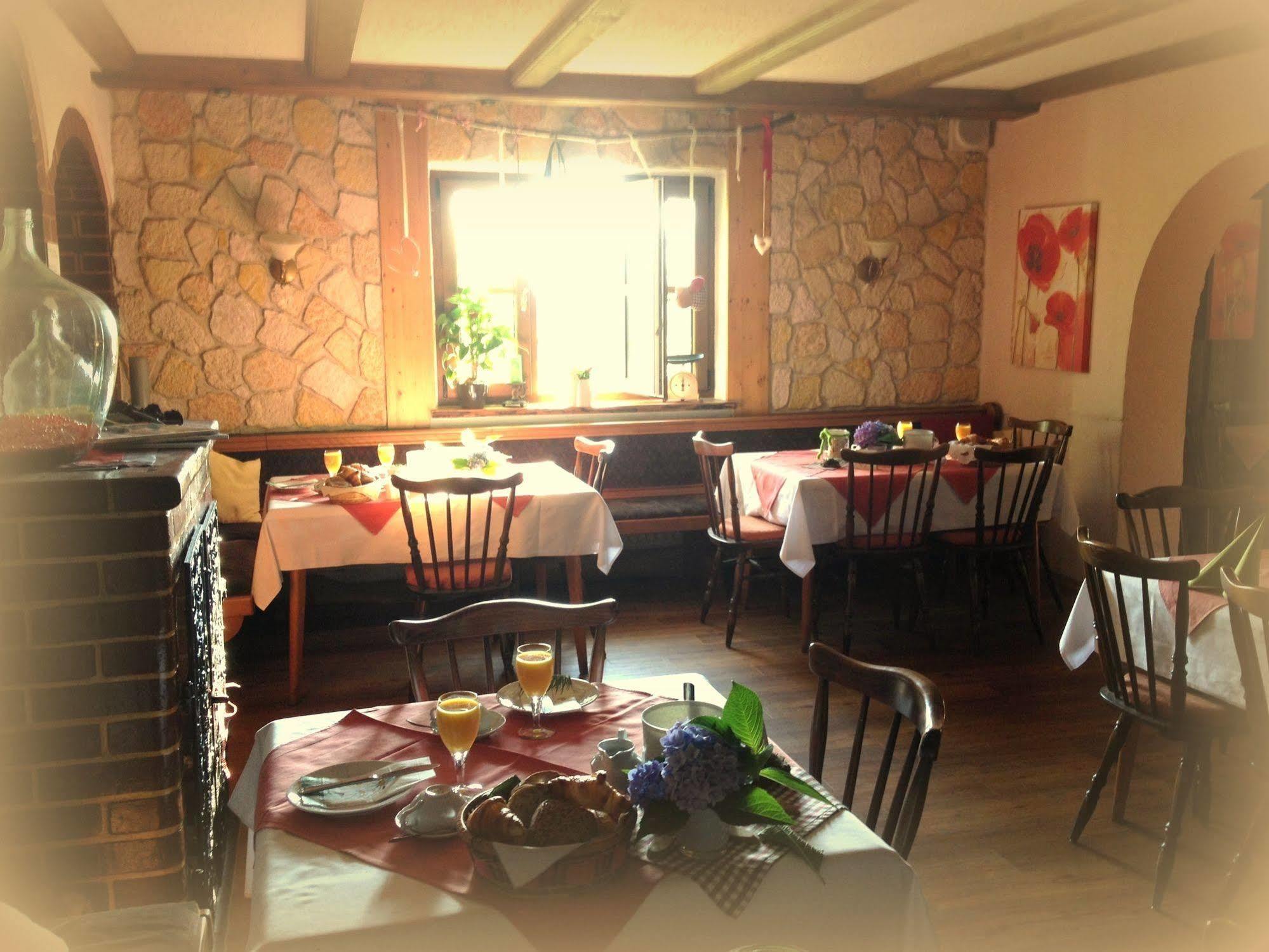 Antjes Schmankerlhotel Und Restaurant Tröstau Zewnętrze zdjęcie