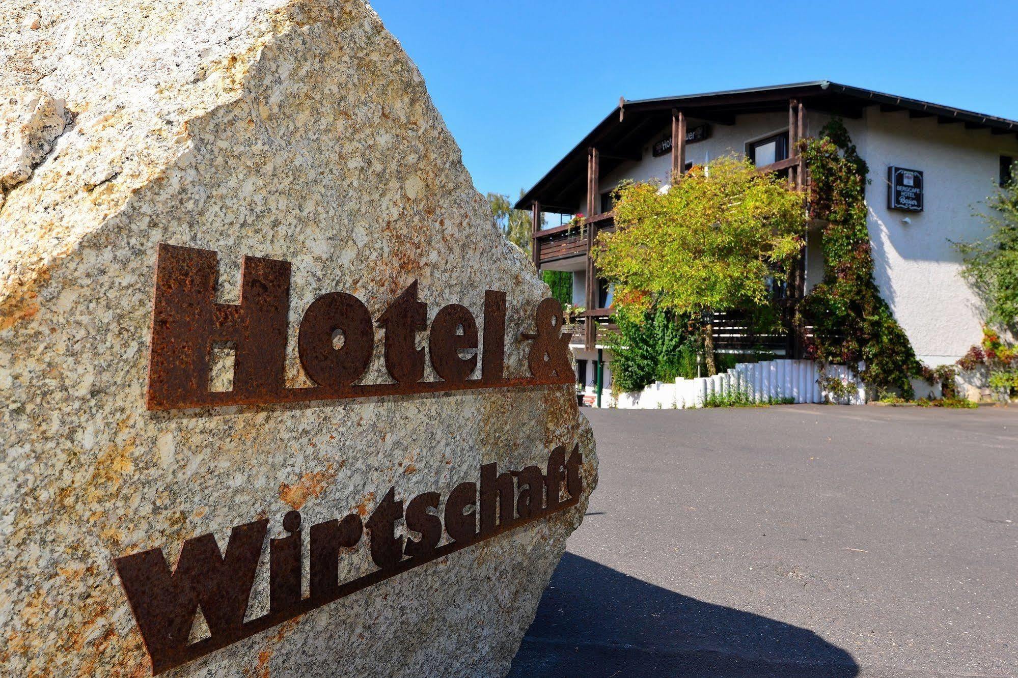 Antjes Schmankerlhotel Und Restaurant Tröstau Zewnętrze zdjęcie